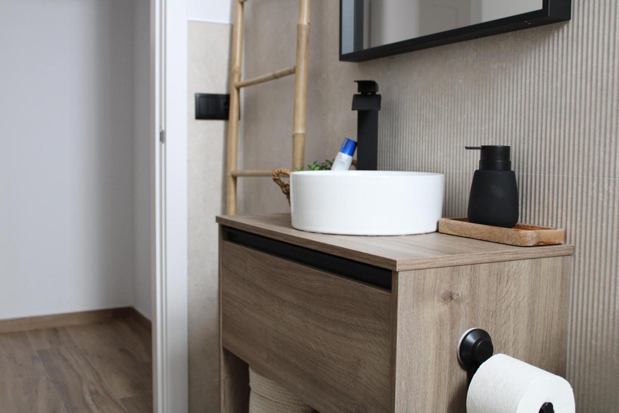 Las Arenas Suites 3 Playa Valencia Eksteriør bilde